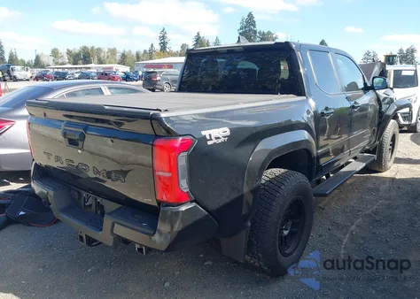 2024 Toyota Tacoma Trd Sport 4Wd z USA, uszkodzony, nr VIN 3TMLB5JN4RM080833